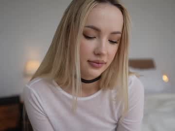 webcam girl kriss0leoo live cam image #12041743
