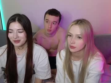 webcam couple mmkakpoxyi22 live cam image #11679403