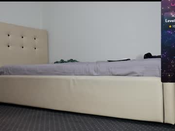 webcam girl carmela_fox live cam image #10112023