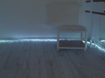 webcam girl floret_joy live cam image #7801971