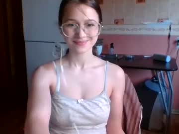 webcam girl mekyy_no_neko live cam image #4029098