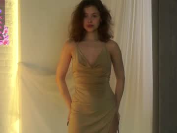 webcam girl a_whole_eternity live cam image #9868488
