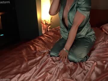 webcam girl alejastorm live cam image #6077992