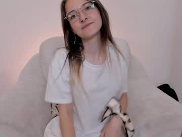 webcam girl alainacrosby live cam image #6695185