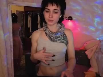 webcam girl evaelfiej69 live cam image #12344873