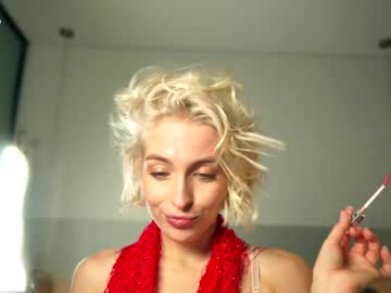 webcam girl artmosphera live cam image #10752657