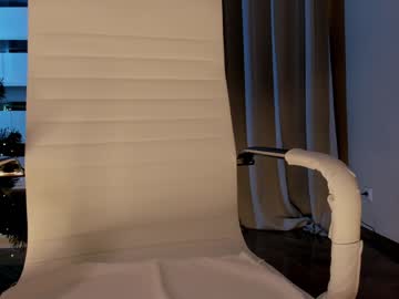 webcam girl hollyextra live cam image #11399036