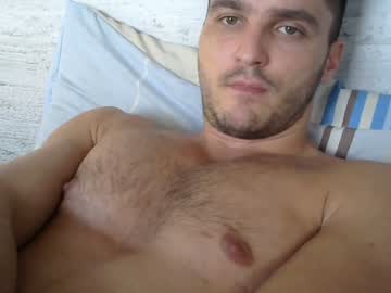 webcam man hello_johnny live cam image #1062251