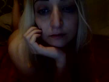 webcam girl katiedaily live cam image #1723529