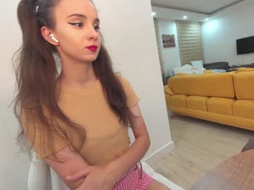 webcam girl ehotlovea live cam image #4032673