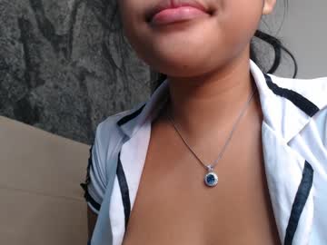 webcam girl sofia_sakura live cam image #1308886
