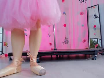 webcam girl kittycaitlin live cam image #10380175