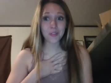 webcam girl badbunny19_ live cam image #7943086