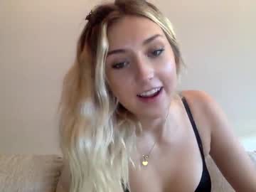 webcam girl madiexcuslive live cam image #12734033