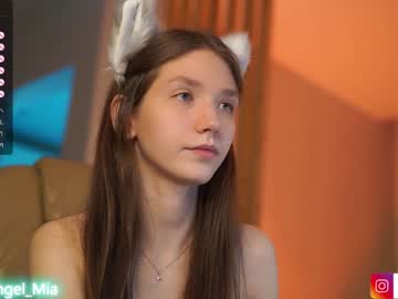 webcam girl angels_kiss live cam image #7294743