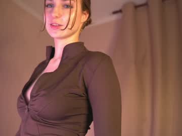 webcam girl miasbakkery_ live cam image #10950701