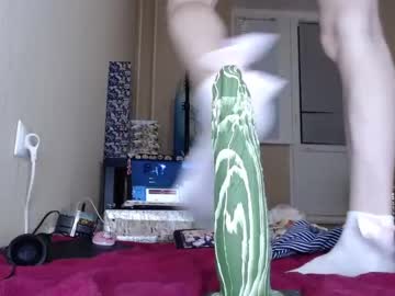 webcam girl savage_miracle live cam image #1802121