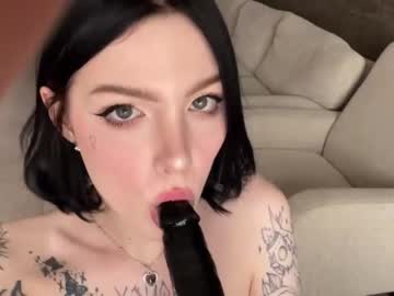 webcam tranny evelynforever live cam image #6243732