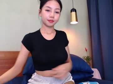 webcam girl hersheys_aran live cam image #4009485
