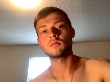 webcam man mrcoolguy68 live cam image #2921632