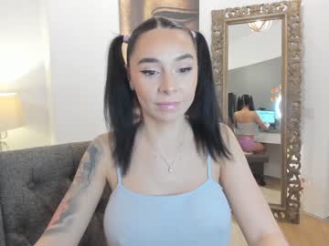 webcam girl squirtbetty live cam image #1504177