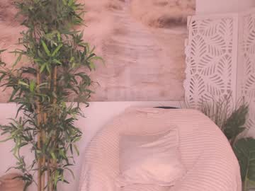webcam girl yourmidnightcoffee live cam image #3669756