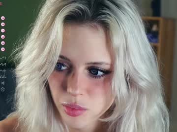 webcam girl audreycarvin live cam image #11690307