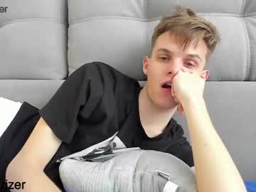 webcam man horny_jerk_roy_prick2001 live cam image #2238626