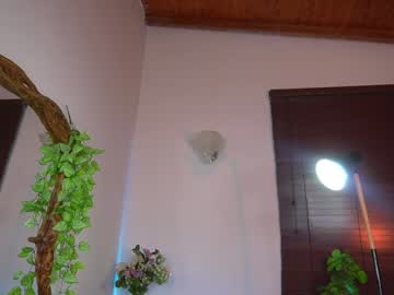 webcam girl abiee__ live cam image #9433049