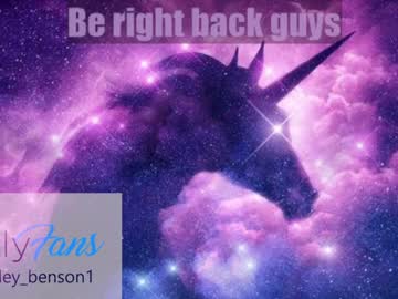 webcam girl ashley_benson1 live cam image #6268392