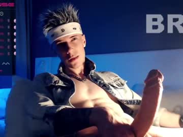 webcam man briannhardone live cam image #4579107