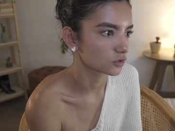 webcam girl urcutelinda live cam image #10095011