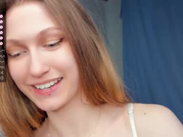 webcam girl _hollydolly_ live cam image #8961679