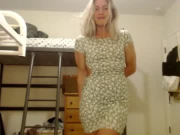 webcam girl bambis_honeypot live cam image #1327395