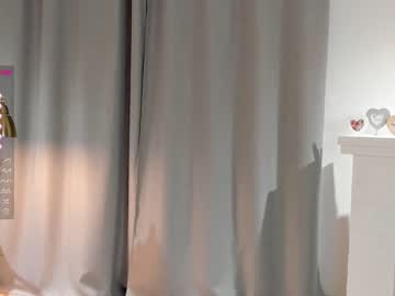 webcam girl juliepenningtona live cam image #7123438