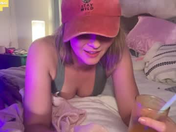 webcam girl kaileeshy live cam image #7885573