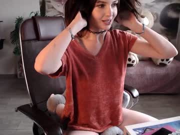 webcam girl jennycutey live cam image #5591240