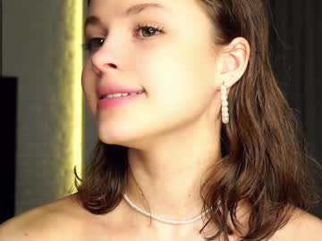 webcam girl a_whole_eternity live cam image #9235484
