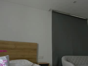 webcam girl lindamei live cam image #11207401