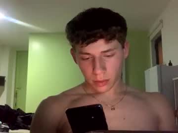 webcam man youthblond12 live cam image #4768950