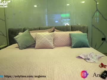 webcam girl nina_mon live cam image #5569045