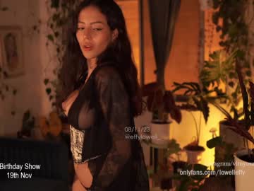 webcam girl effylowell_ live cam image #7596482