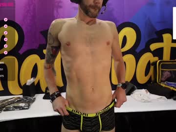 webcam man bradbronton live cam image #2293431