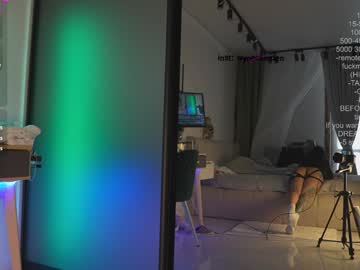 webcam girl kronniekray live cam image #12688117