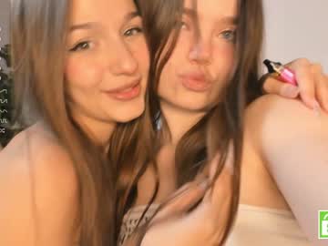 webcam couple beverlyvega live cam image #7621335