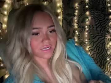 webcam girl ari_02 live cam image #7175863
