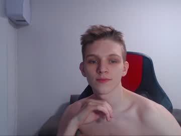webcam man mark_win_ live cam image #688326