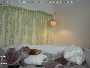 webcam girl vivid_whit live cam image #5723107