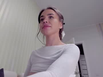 webcam girl aminaswan_ live cam image #10990793