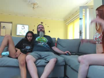 webcam couple cheeseburgerjesus live cam image #431805